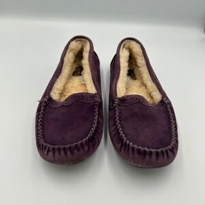UGG Ansley Moccasin Slippers Womens 6 Purple Suede Sheepskin Lining 5732